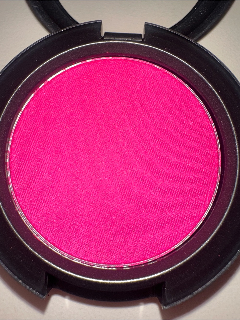 MAC Full Fuchsia Frost Powder Blush